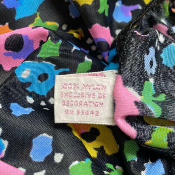 Vintage Baronet Womens Half Slip Small  Black Nylon Scalloped Hem Pillow Tab - Picture 5 of 5